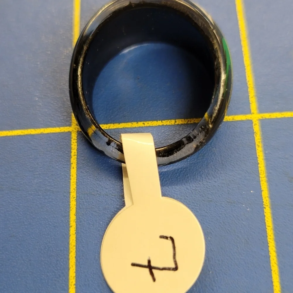 Black Green & White Resin Ring Size 7